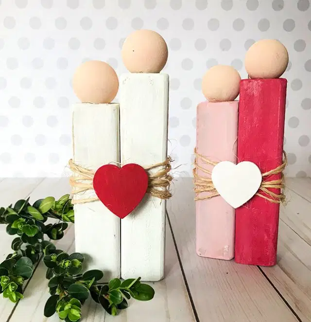 DIY Wedding Gifts: 25 Homemade Gift Ideas & Guide 12 DIY Lovey Dovey Gift 11