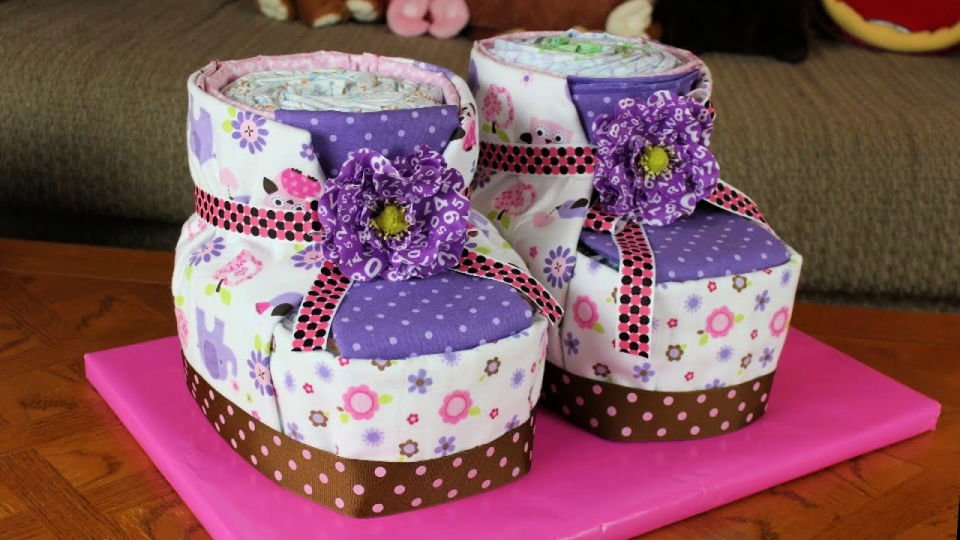 DIY Diaper Cake Ideas: 30 Easy Baby Shower Gift Guide 28 Diaper Cake Baby Booties Tutorial