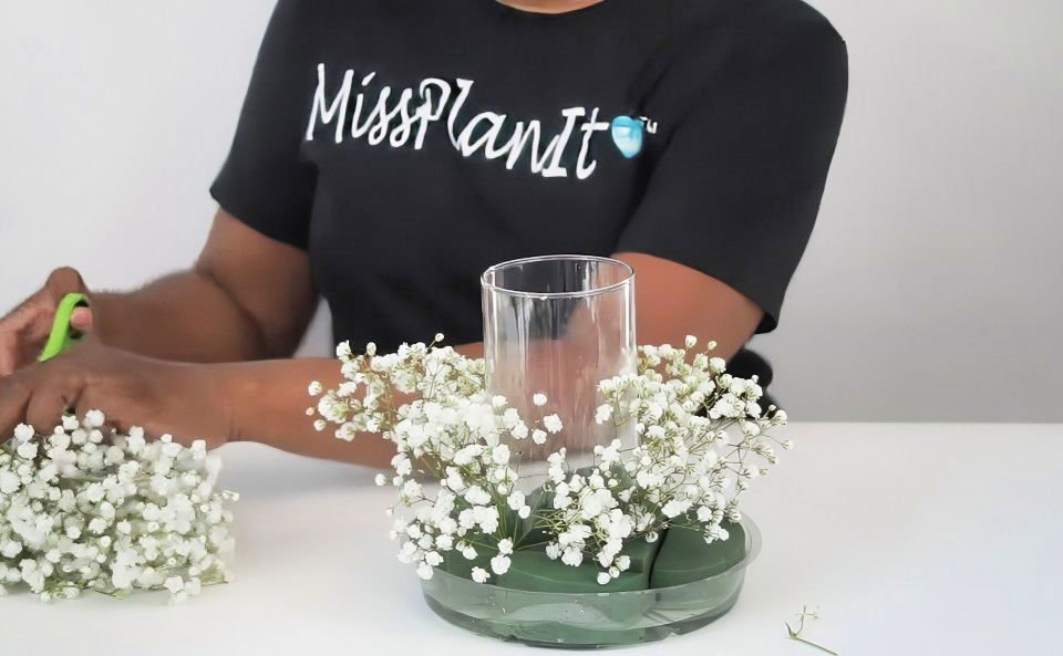 Make a Baby's Breath Centerpiece DIY in Minutes 3 arranging the baby's breath