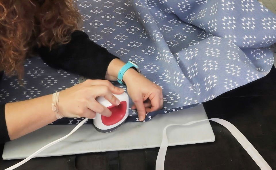 DIY Dog Crate Cover Sewing Tutorial 4 free dog crate cover sewing pattern