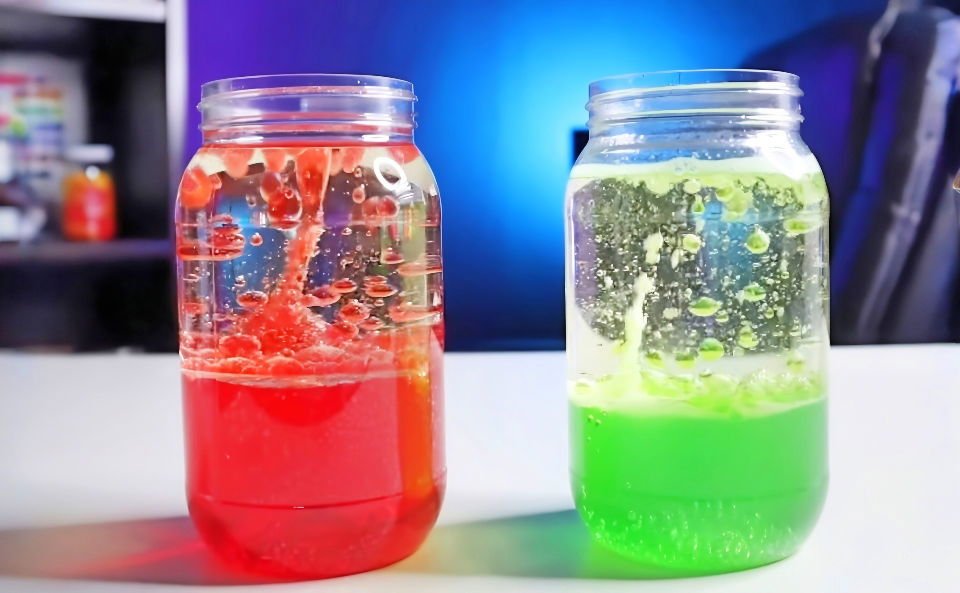 DIY Lava Lamp: Easy Homemade Project with Instructions 2 how to make a lava lamp at home