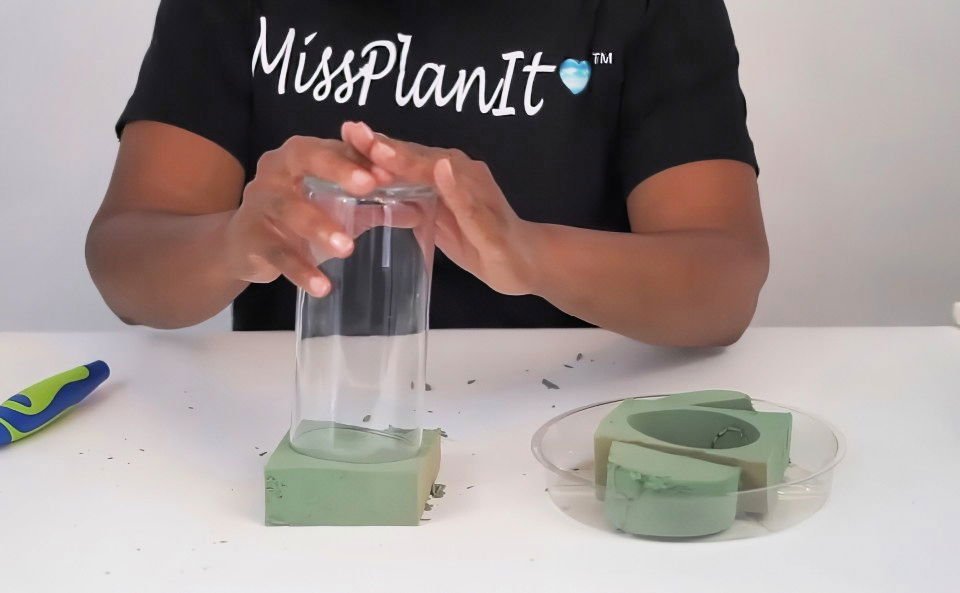 Make a Baby's Breath Centerpiece DIY in Minutes 2 preparing the foam base