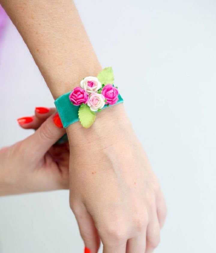 20 Homemade DIY Corsage Ideas Anyone Can Make 14 Simple DIY Paper Flower Corsage
