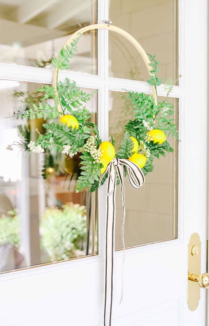 25 DIY Spring Wreath Ideas for Door (How to Make) 24 Spring Hoop Wreath With Lemons