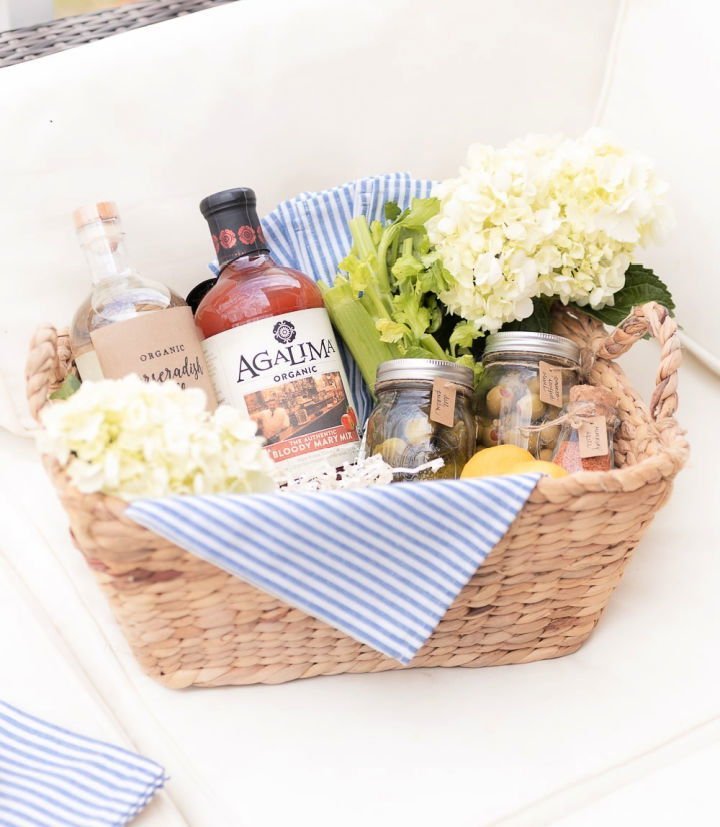 DIY Gift Baskets to Make: 30 Unique Gift Basket Ideas 10 Making a Bloody Mary Gift Basket