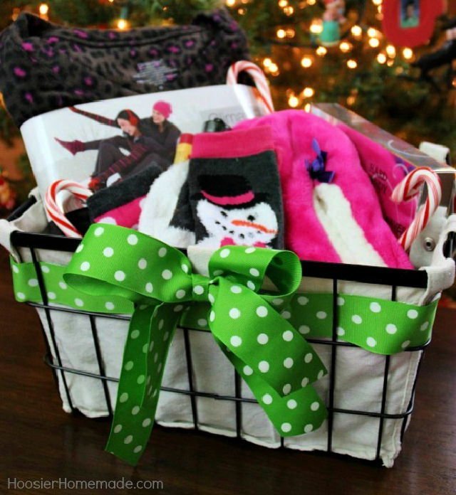DIY Gift Baskets to Make: 30 Unique Gift Basket Ideas 26 How to Create a Gift Basket