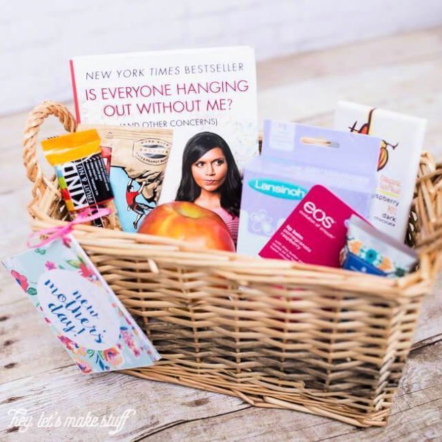 DIY Gift Baskets to Make: 30 Unique Gift Basket Ideas 18 Handmade New Mom Gift Basket