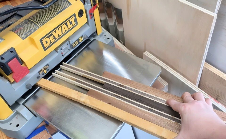 How to Make DIY Coasters: Easy Step-by-Step Guide 4 planing for a smooth surface