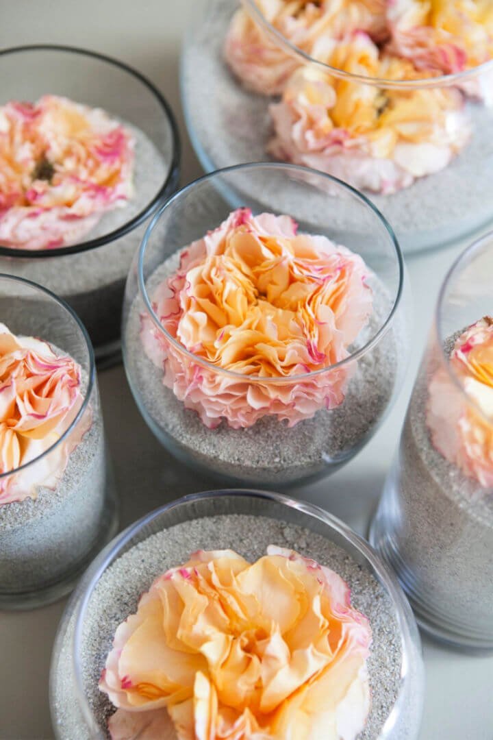 80 DIY Wedding Ideas for Decorations, Apparel & Food 60 DIY Flower and Sand Centerpieces 1