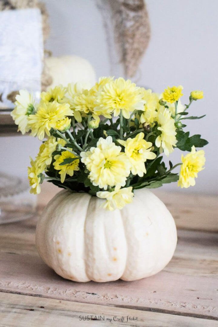 80 DIY Wedding Ideas for Decorations, Apparel & Food 52 DIY Mini Pumpkin Floral Vase