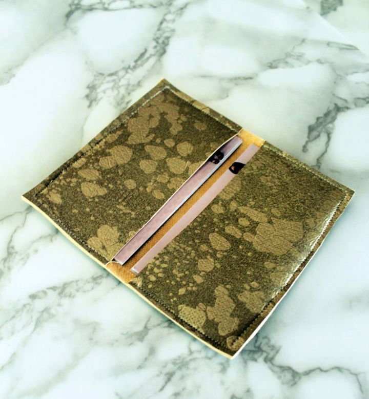 25 Homemade DIY Wallet Ideas to Make Your Own Wallets 4 DIY Faux Leather Business Card Wallet