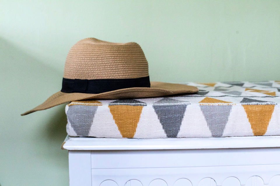 25 DIY Bench Cushions: Make a Bench Seat Cushion 8 How to Sew a Bench Cushion - Free Pattern