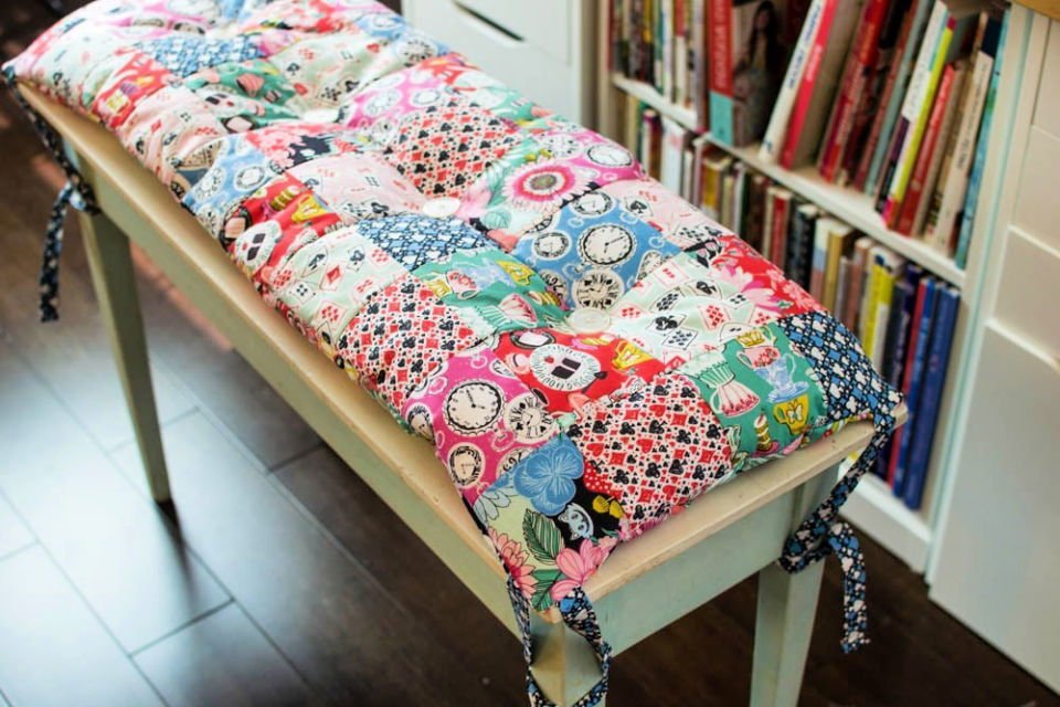 25 DIY Bench Cushions: Make a Bench Seat Cushion 10 Free Patchwork Bench Cushion Sewing Pattern