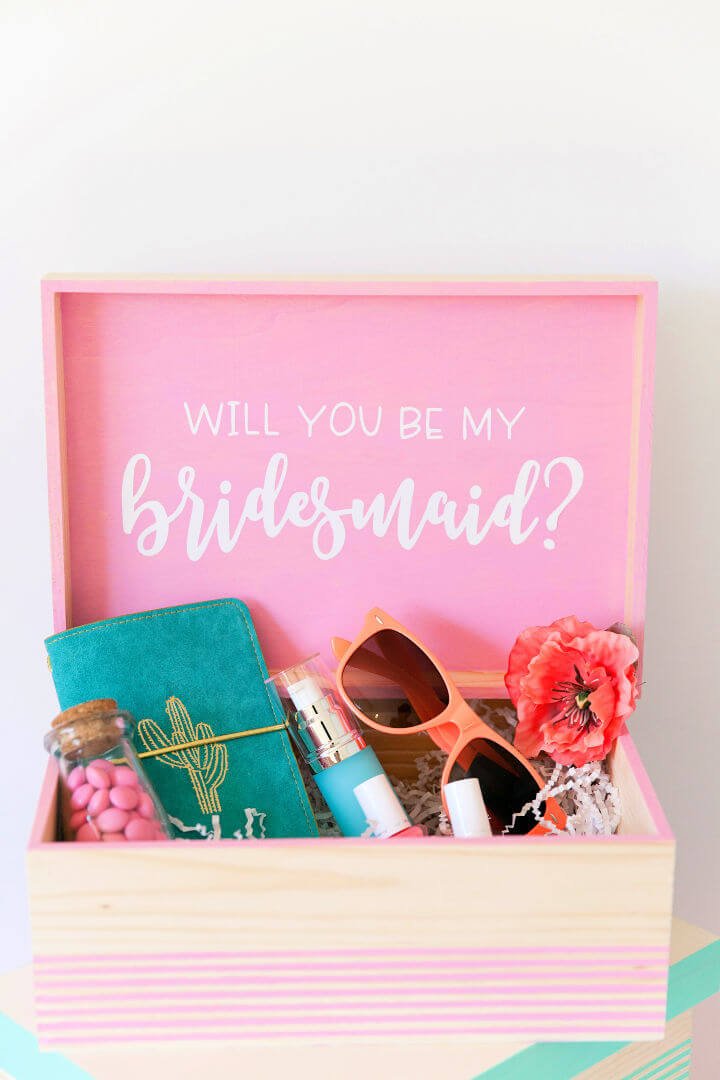80 DIY Wedding Ideas for Decorations, Apparel & Food 22 Make Bridesmaid Gift Boxes