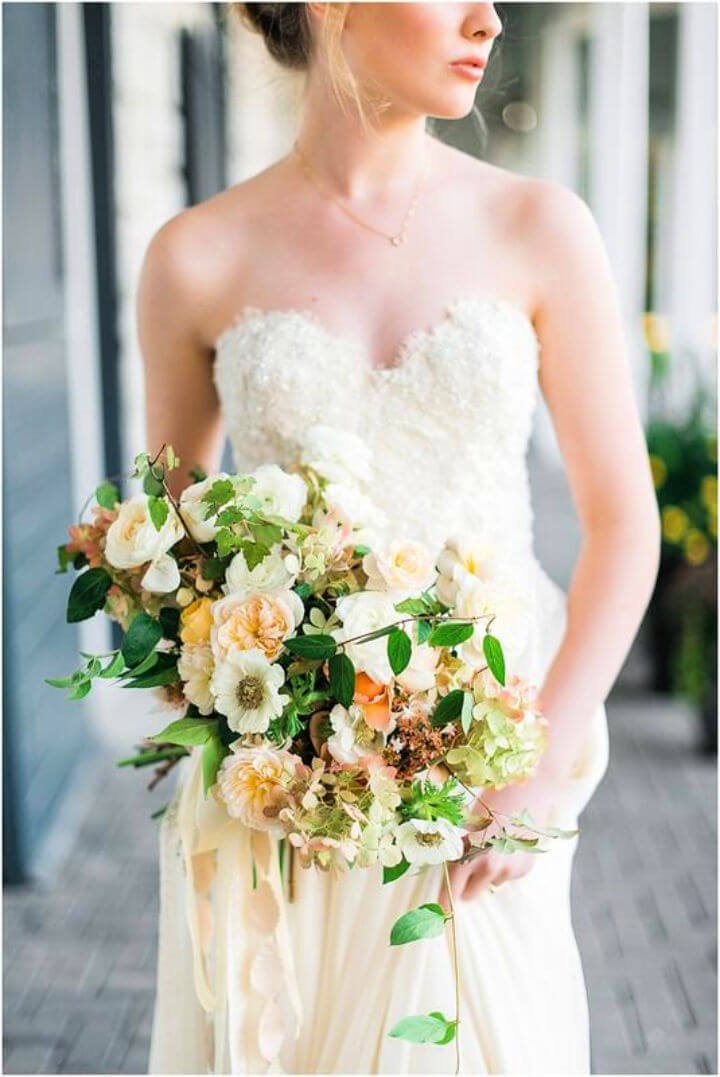 80 DIY Wedding Ideas for Decorations, Apparel & Food 32 The Most Beautiful Spring Bridal Bouquet