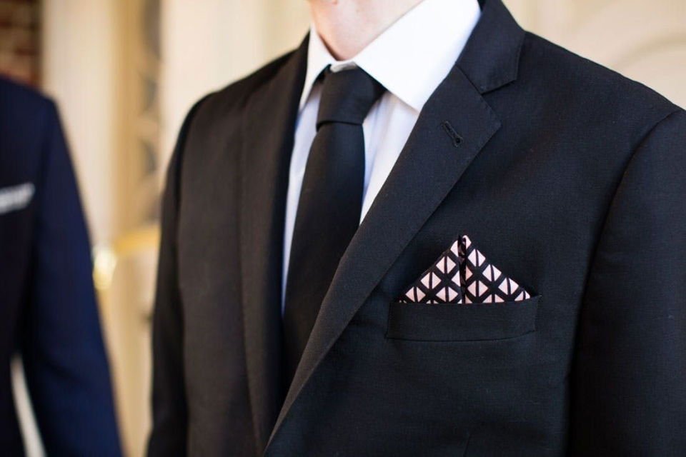 How to Make a Pocket Square: 15 Easy DIY Pocket Square Ideas 5 Making Your Own Pocket Square